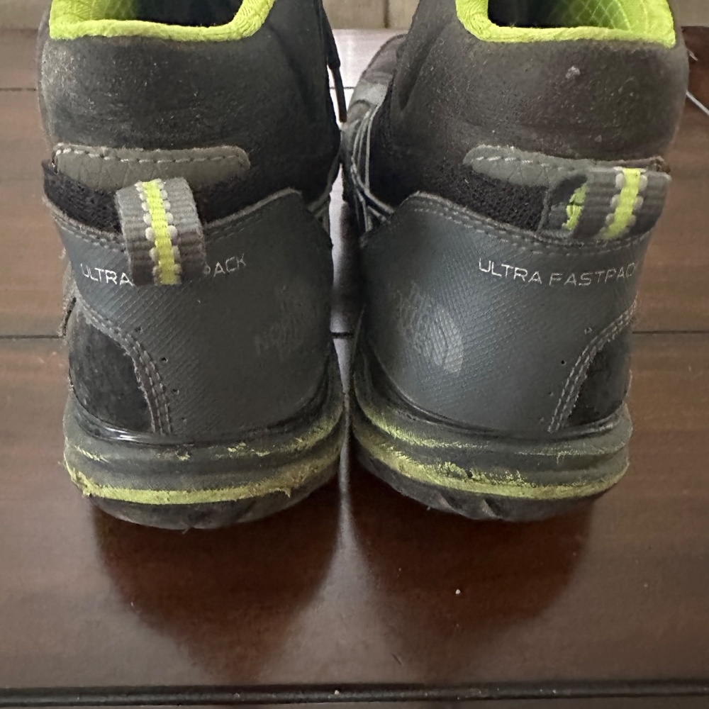 North Face Hiking Boots 9.5 - Picture 7 of 15